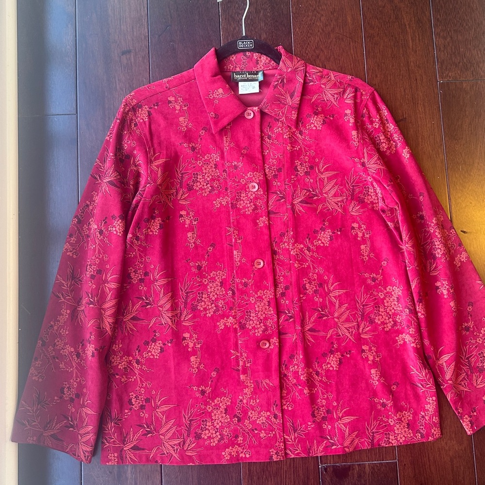 Harvé Benard Red Floral Button-Front Blouse